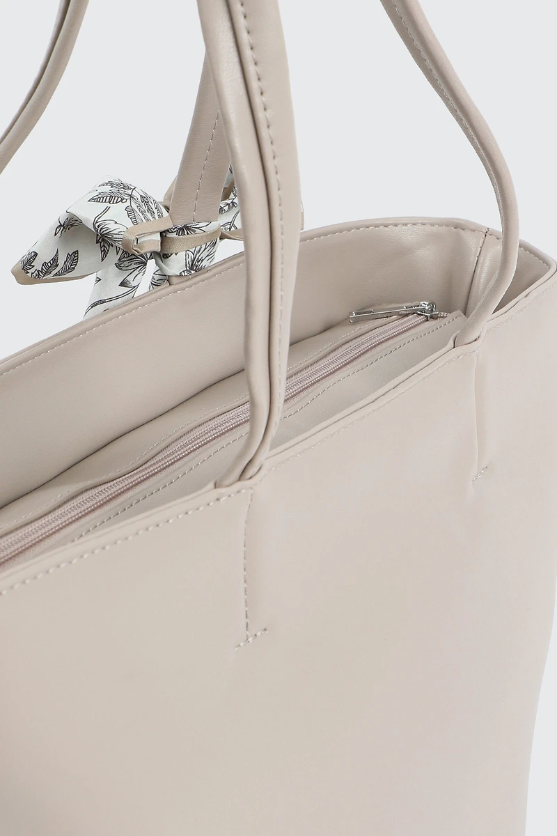 Grand sac fourre-tout avec foulard