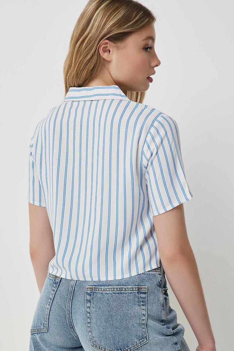 Chemise à manches courtes rayée