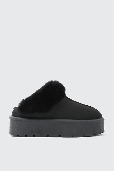 Ardene Faux Sheepskin Clogs with Faux Fur Trim in Black | Size | Faux Suede | Eco-Conscious