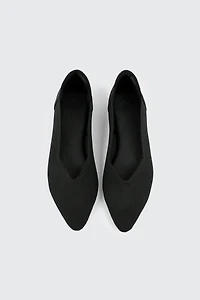 Talons plats à bout pointu en tissu