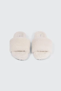 Pantouffles en fausse fourrure bouclée