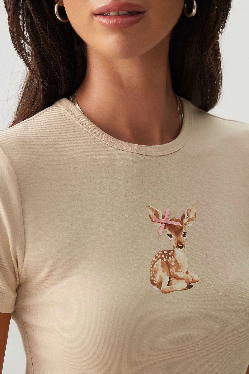 T-shirt graphique ajusté