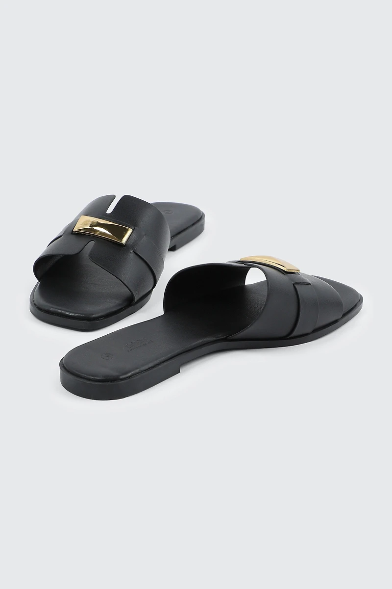 Sandales à bout carré