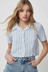 Chemise à manches courtes rayée