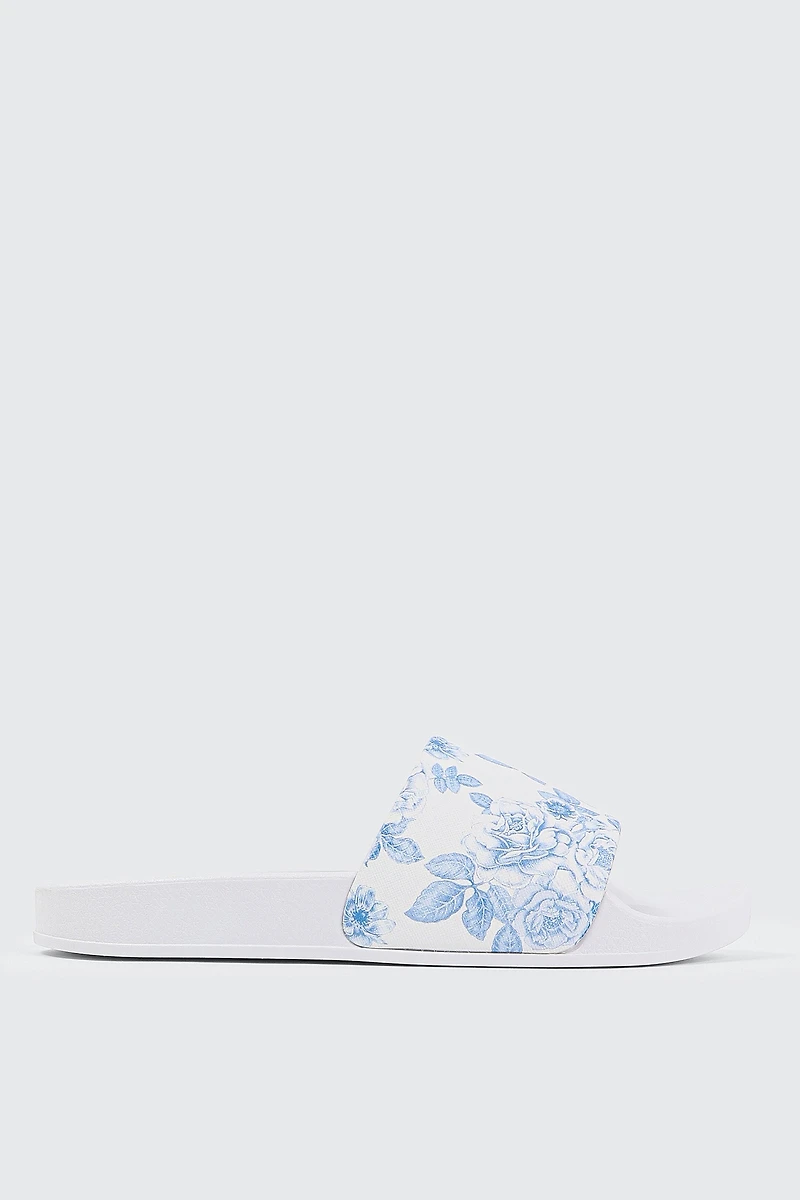 Ardene Printed Slides in White | Size