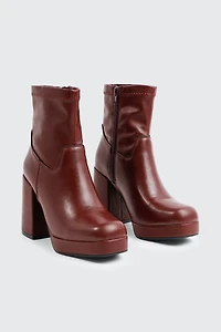 Bottillons plateformes à bout carré