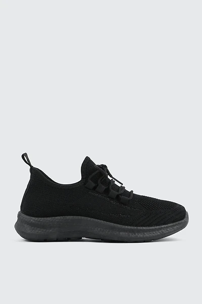 Ardene Knit Sneakers in Black | Size