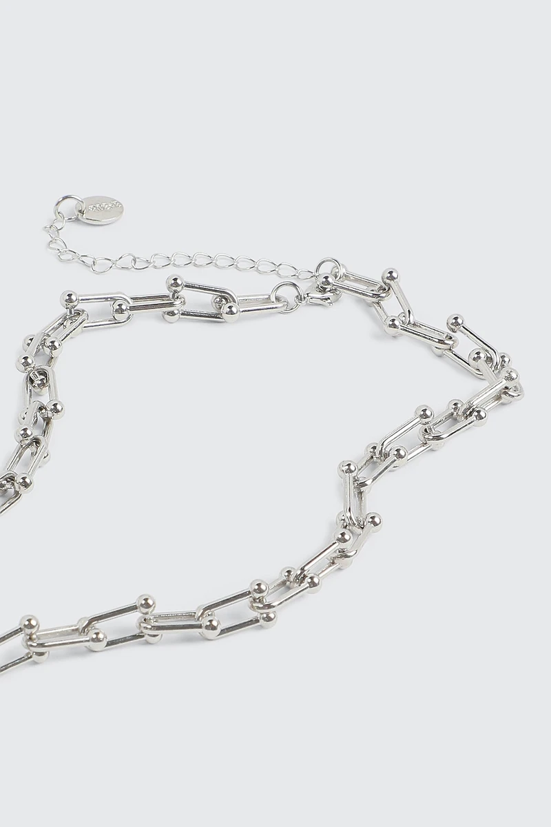 Collier à maille en U