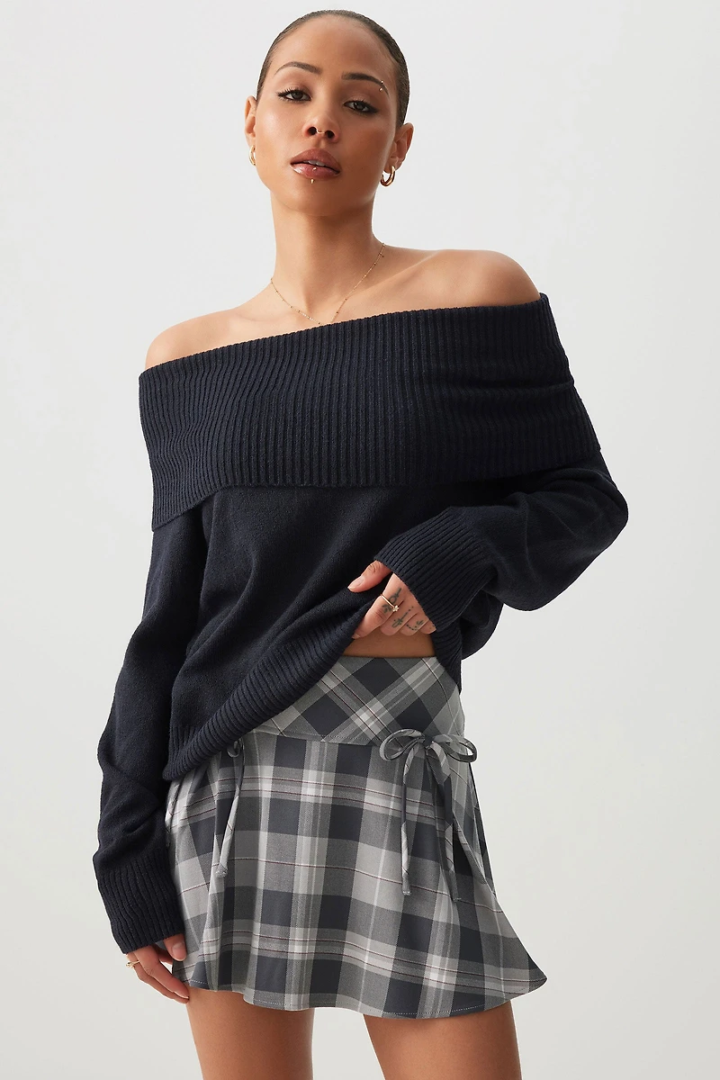 Jupe courte à détail de boucles