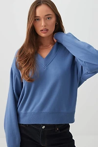 Chandail à col V en jersey bouclette