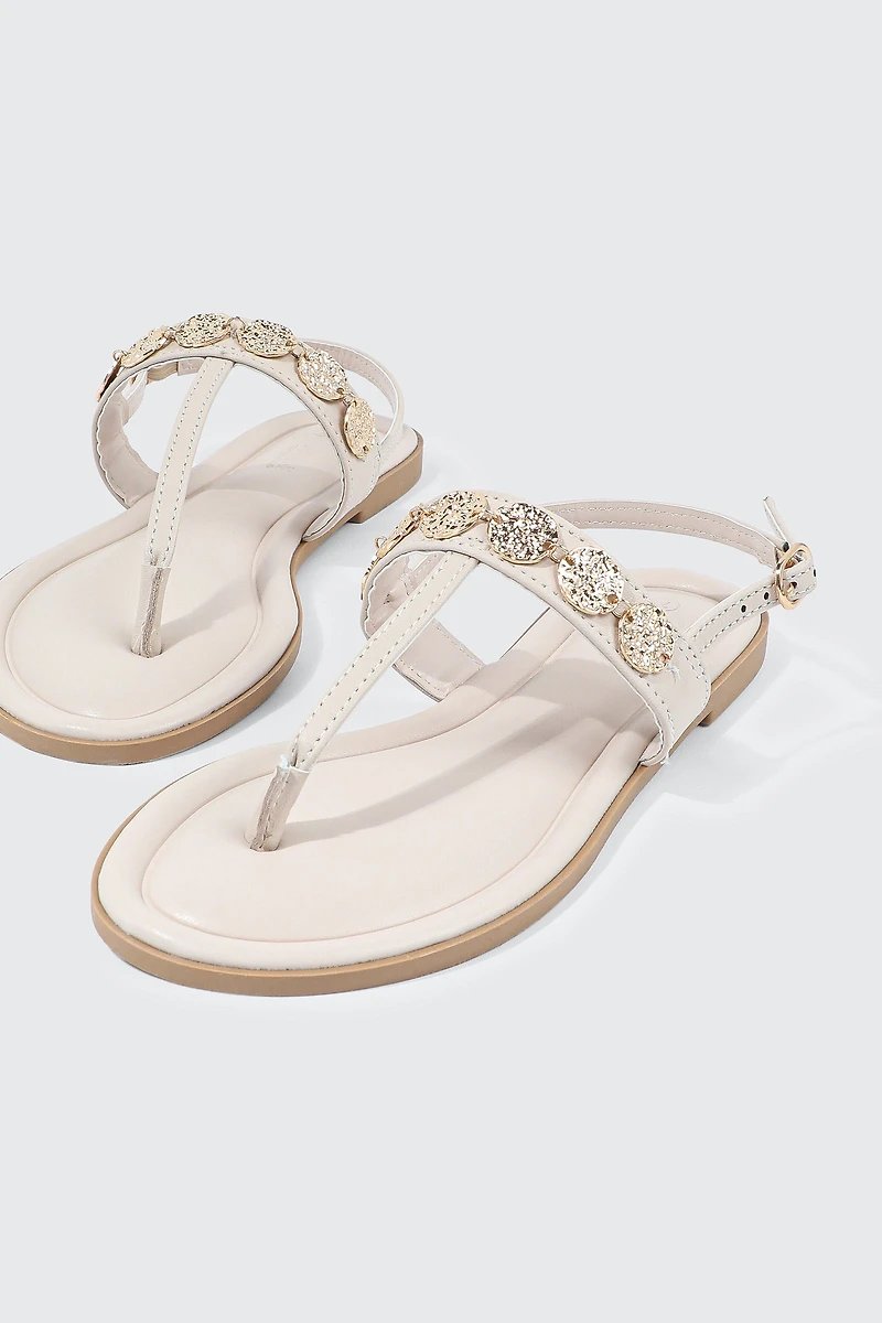 Sandales à brides et breloques