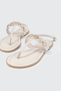 Sandales à brides et breloques