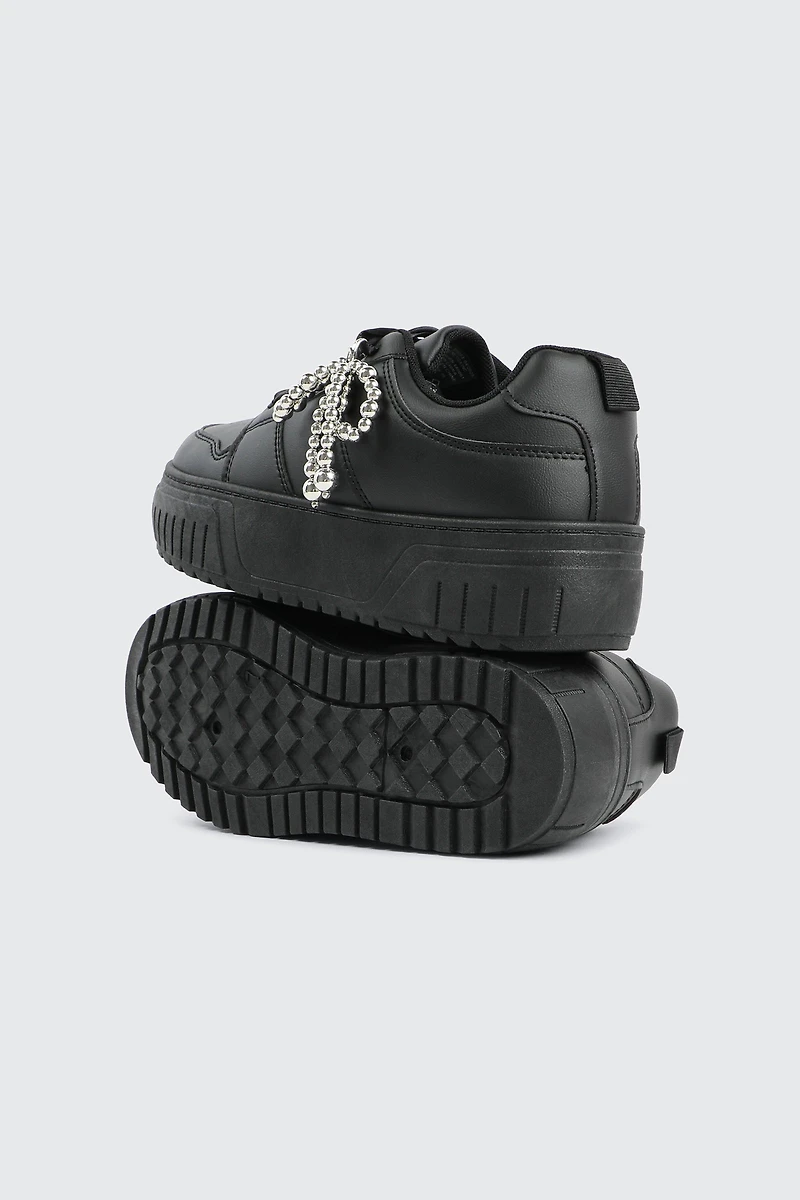 Espadrilles basketball à breloques amovibles