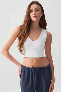 Ardene Basic Ultra Crop Seamless V-Neck Tank in | Size | Nylon/Elastane | Eco-Conscious