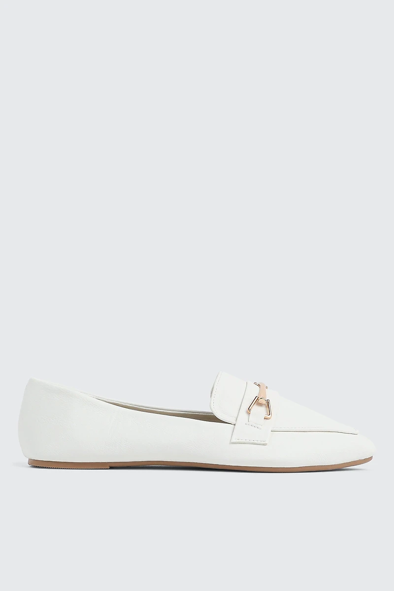 Ardene Faux Leather Pointed Toe Loafers in Off-White | Size | Eco-Conscious
