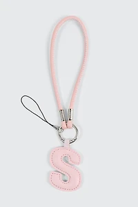 Breloque en faux cuir initiale S rose et sangle