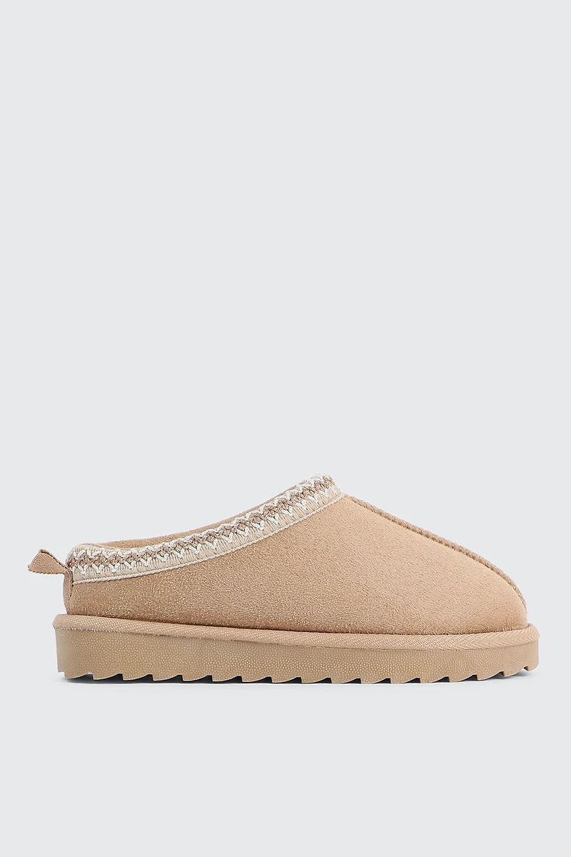 Ardene Faux Sheepskin Clogs in Beige | Size | Faux Suede