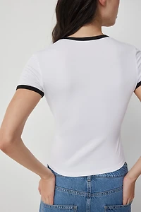 T-shirt court ajusté graphique