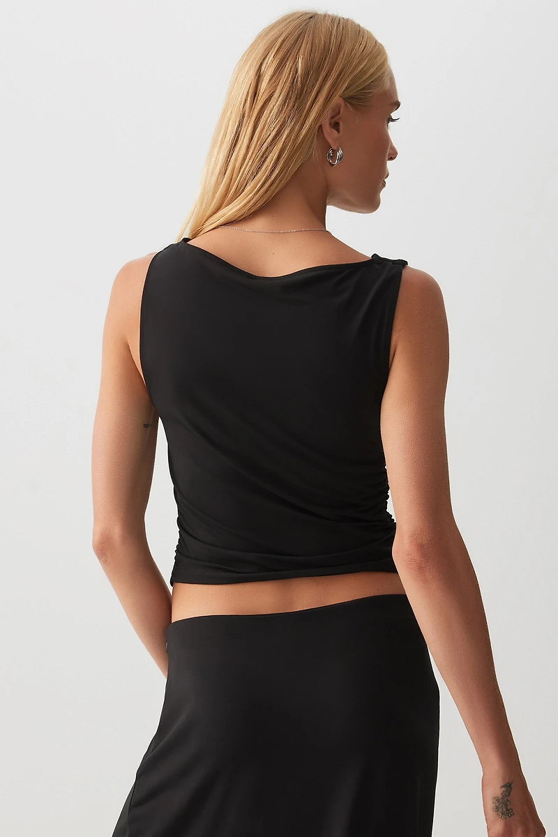 Camisole courte à col drapé