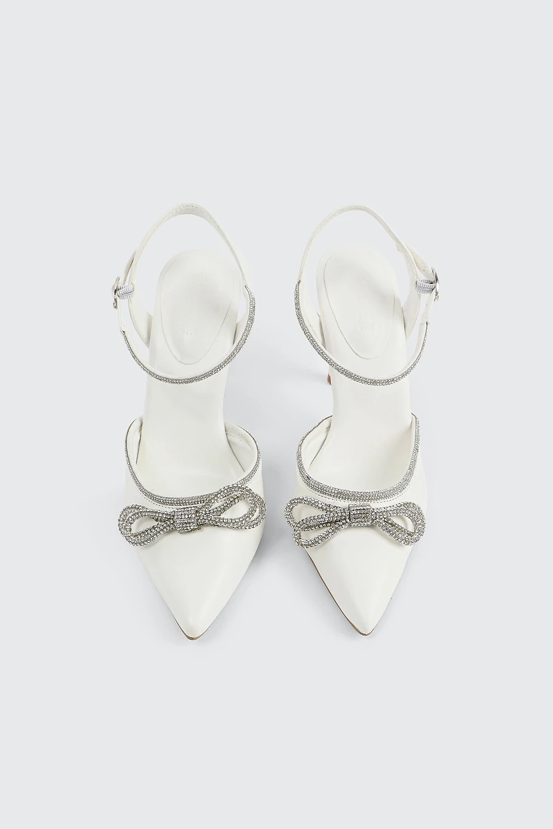 Escarpins à boucle en pierre du Rhin