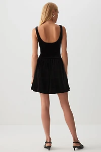 Robe bustier courte en velours
