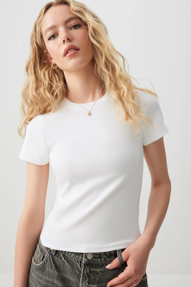 Ardene Fitted Crew Neck T-Shirt in White | Size | Cotton/Elastane