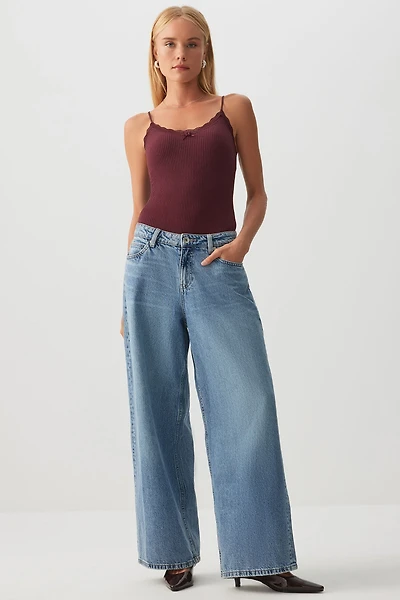 Ardene Lace Trim V-Neck Bodysuit in Burgundy | Size | Polyester/Elastane