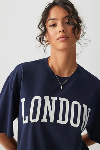 Ardene Oversized Graphic T-Shirt in Dark | Size | 100% Cotton