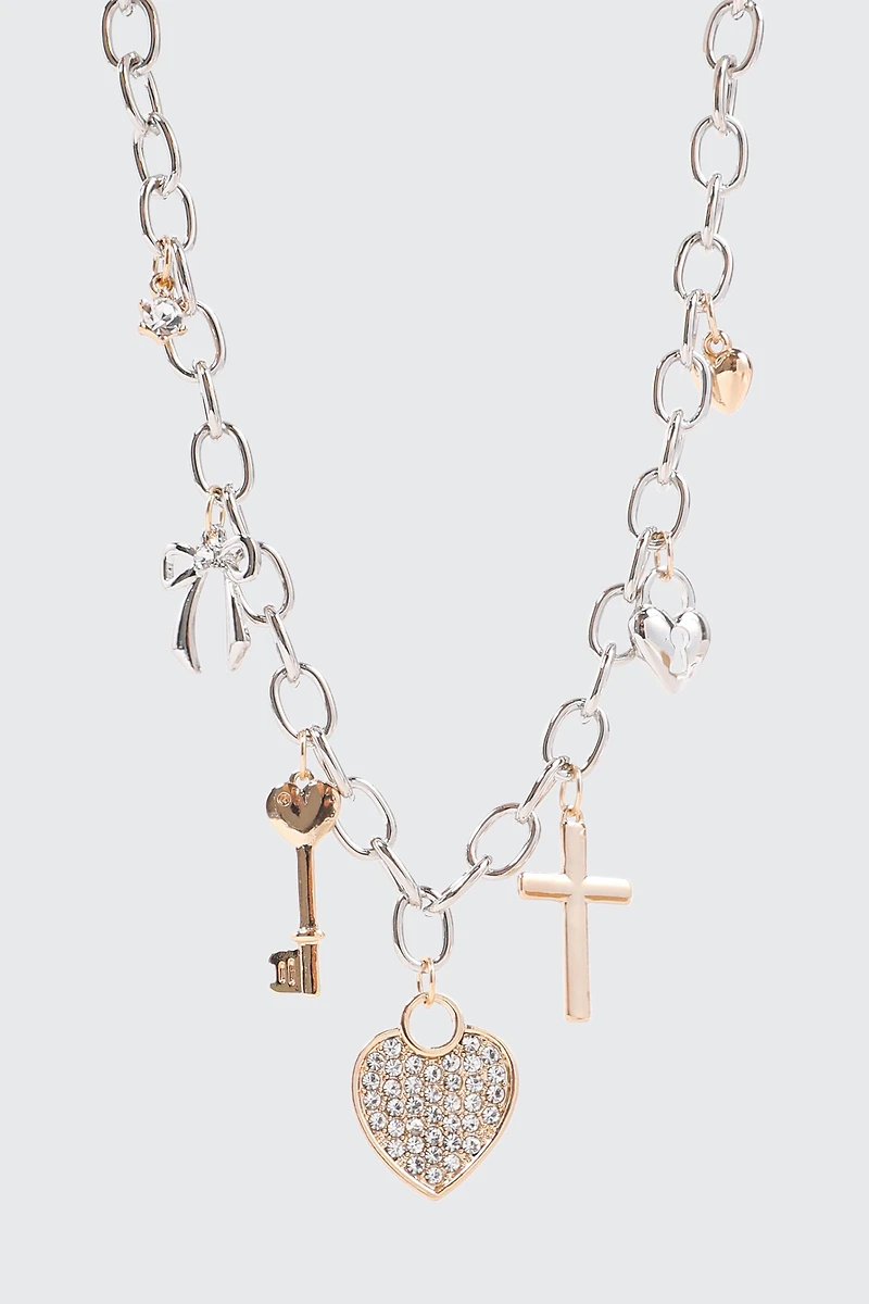 Collier à breloques