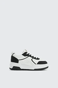 Ardene Kids Basketball Sneakers in Black | Size