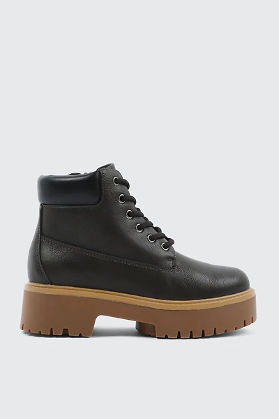 Ardene Faux Fur Lined Hiker Boots in Brown | Size