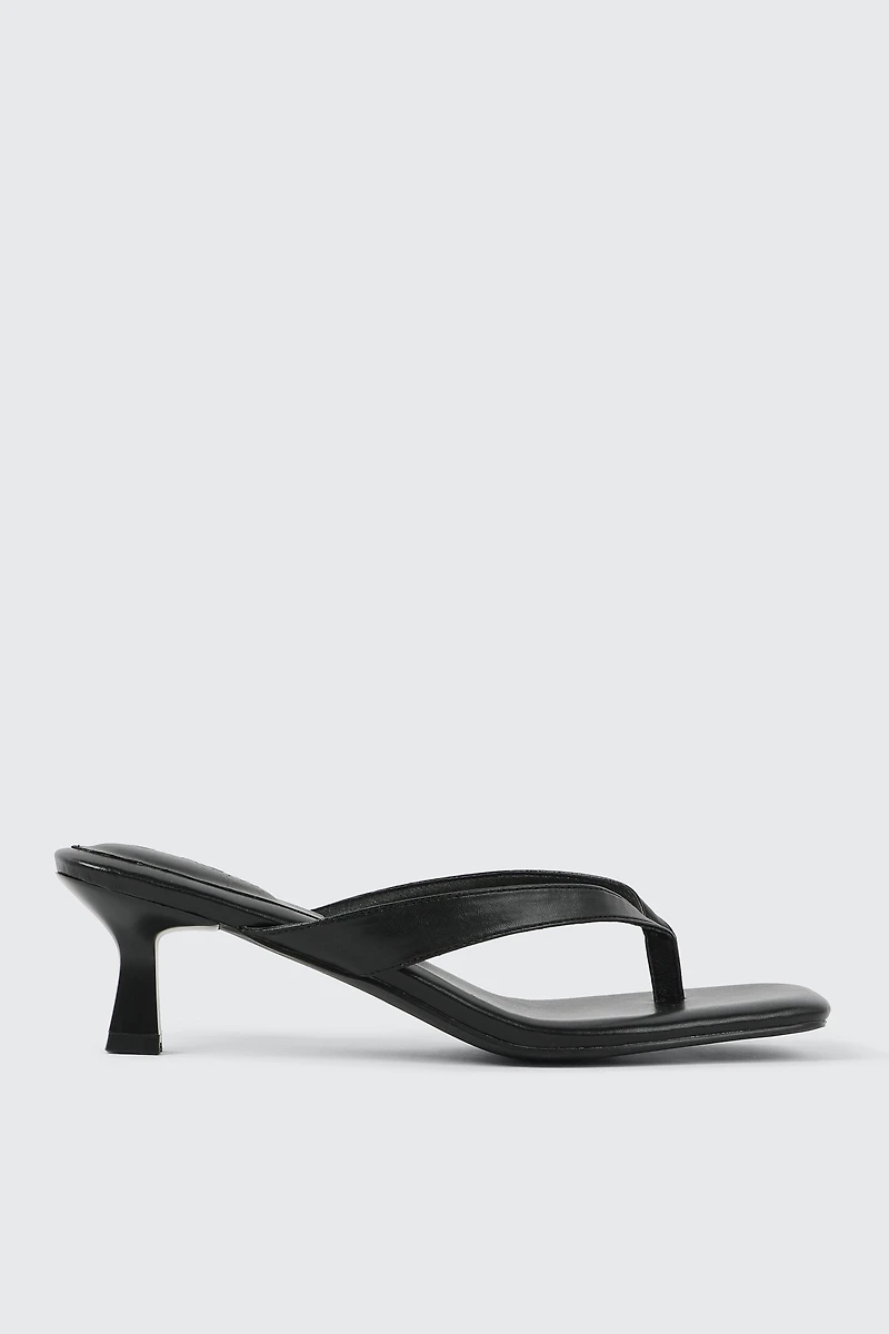 Ardene Kitten Heel Thong Sandals in Black | Size 10 | Faux Leather
