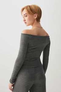 Haut à épaules dénudées en tricot brossé