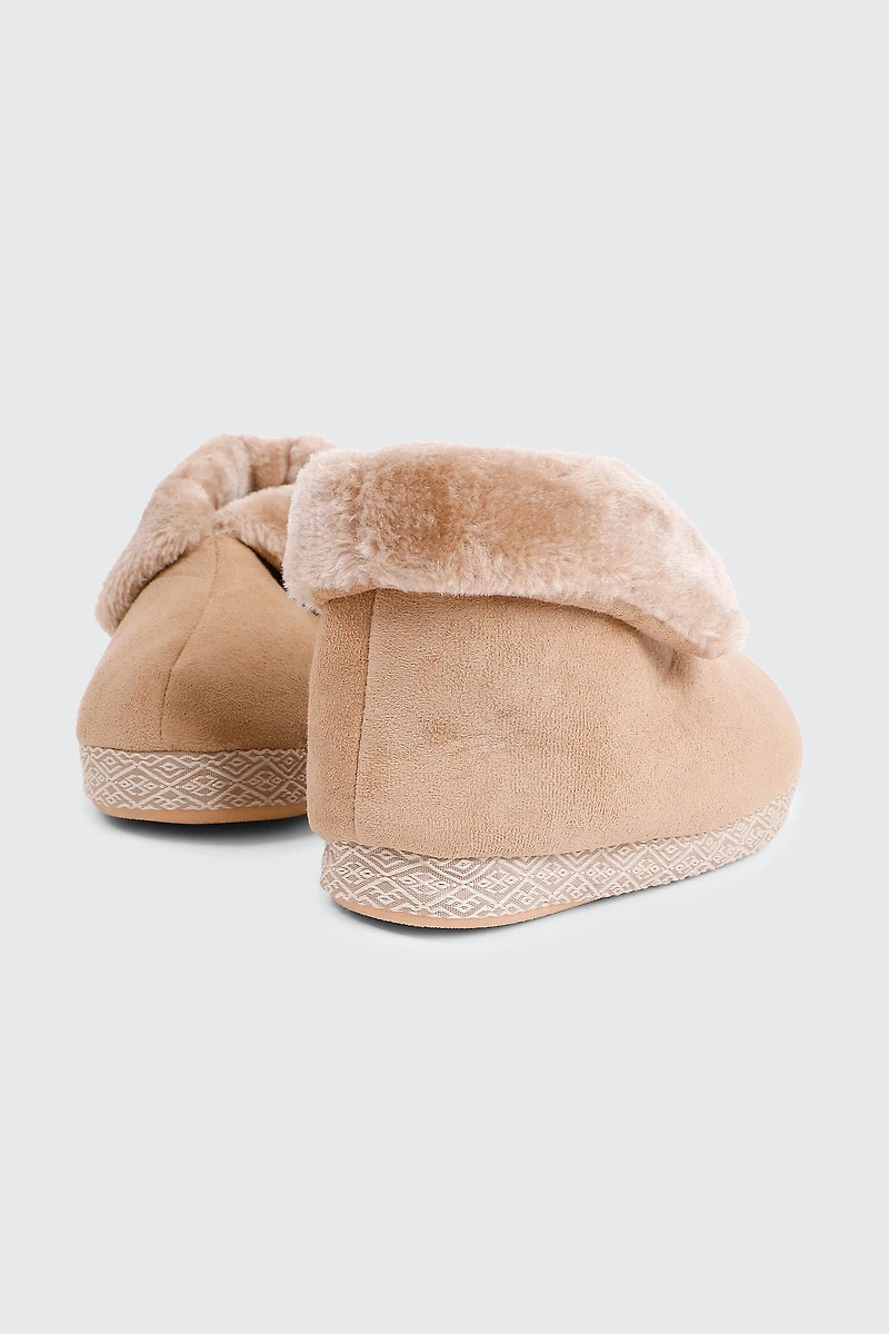 Pantoufles bottines à col repli