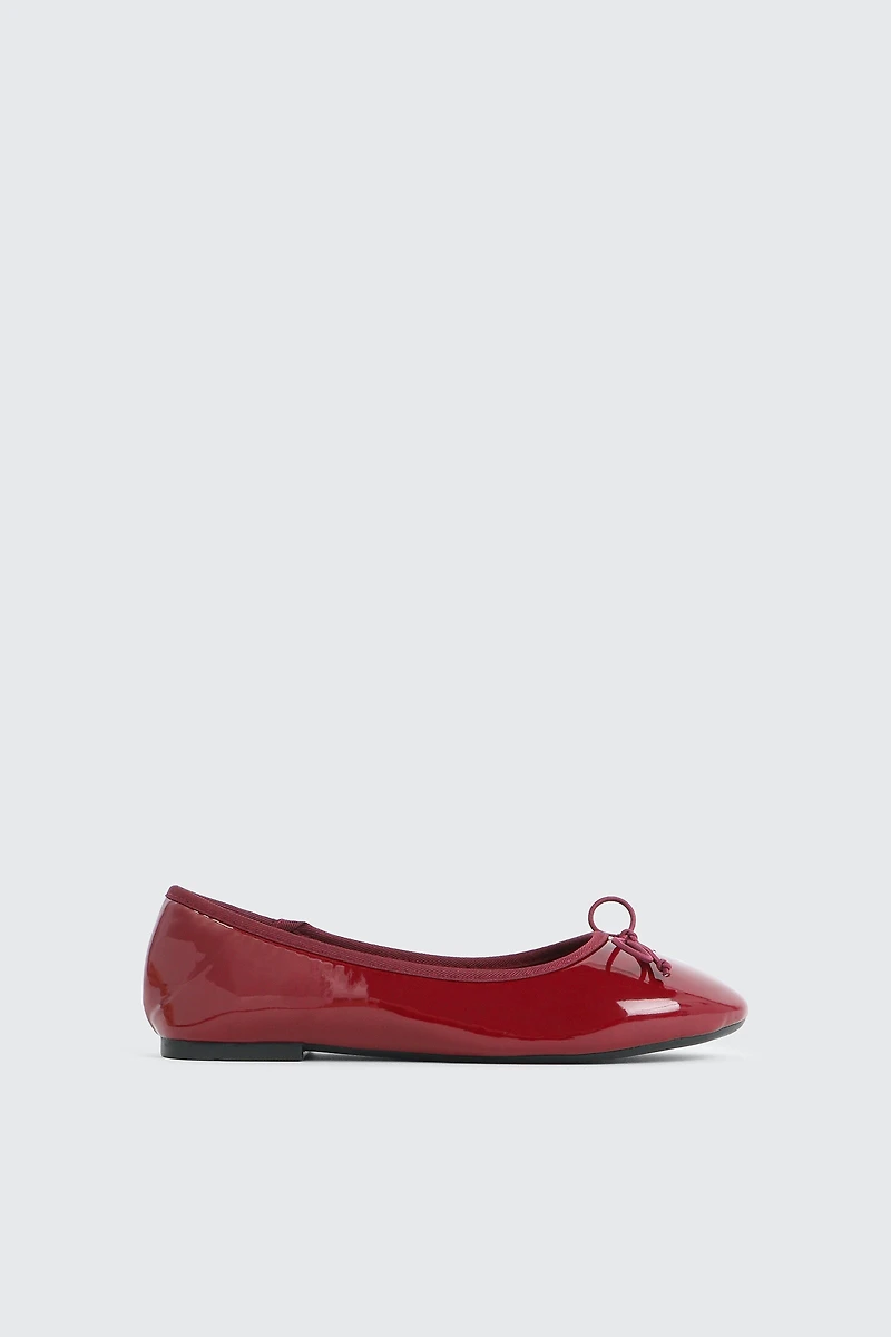 Ardene Kids Ballet Flats with Bow in Burgundy | Size