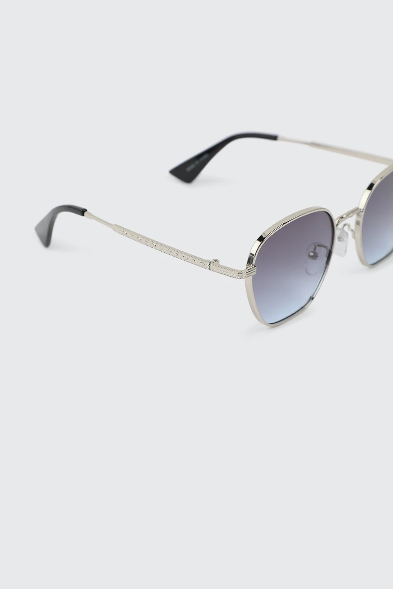 Lunettes de soleil rétro