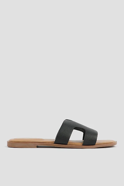 Ardene H-Strap Sandals in Black | Size 9 | Faux Leather | Eco-Conscious