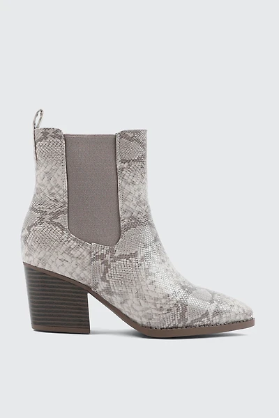 Ardene Pointy Toe Chelsea Boots in Grey | Size | Faux Suede