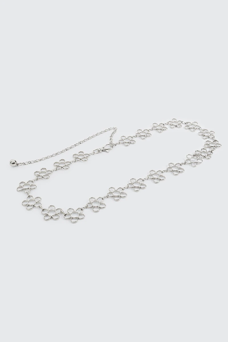 Ardene Daisy Chain Belt in Silver