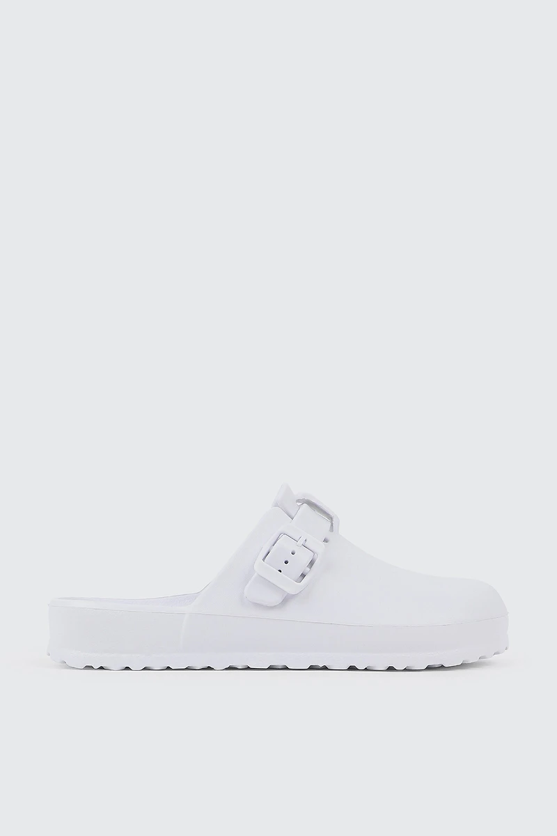 Ardene Clogs Sandals in White | Size