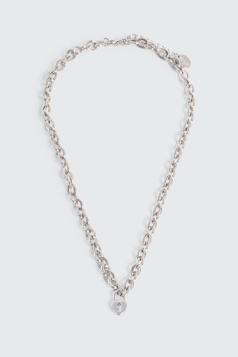 Ardene Heart Lock Chunky Chain Necklace in Silver
