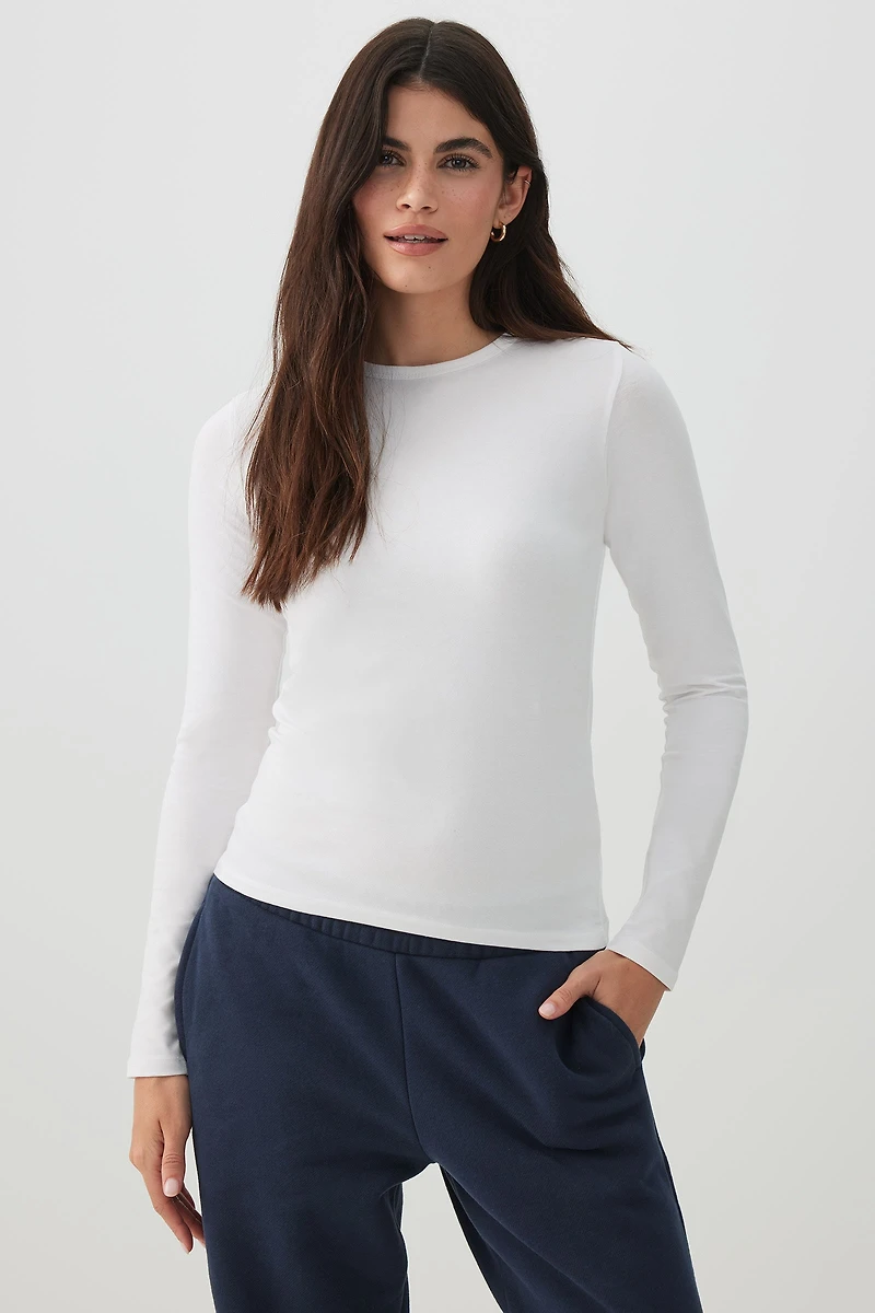 T-shirt ajusté à manches longues Basic