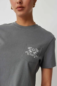 T-shirt col rond à poche imprimée