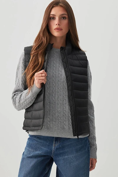Ardene Lightweight Short Puffer Vest in Black | Size | Polyester/Nylon