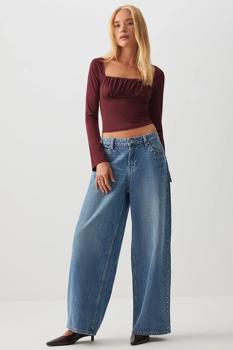 Haut à manches longues et buste fronc