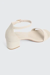 Sandales à talon bloc en faux suède