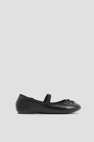 Ardene Kids Mary Janes with Bow in Black | Size | Faux Leather | Eco-Conscious