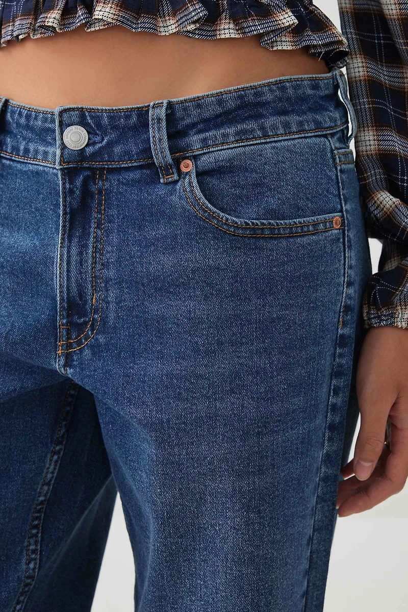 Le jean Era coupe droite et taille mi-haute