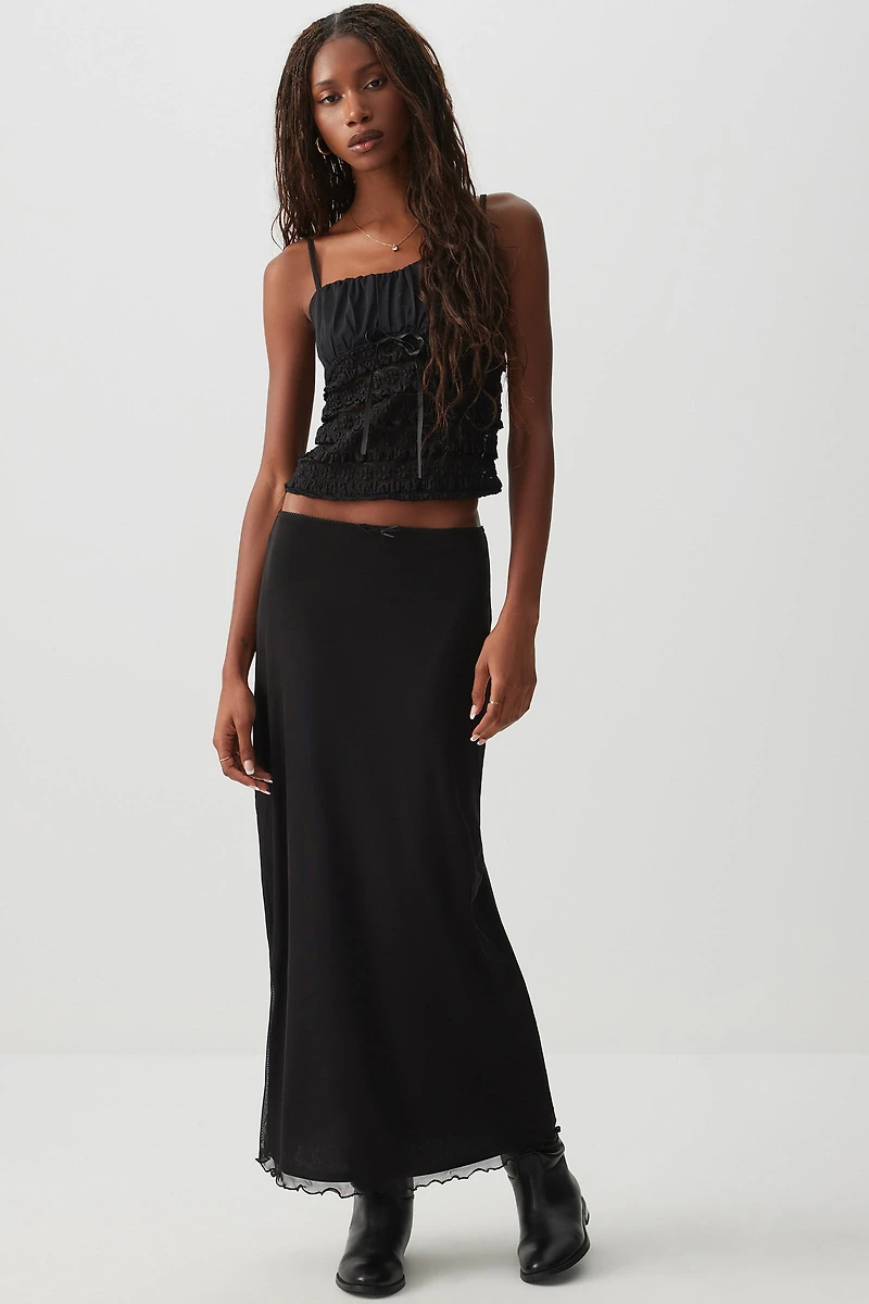 Camisole en dentelle à buste froncé