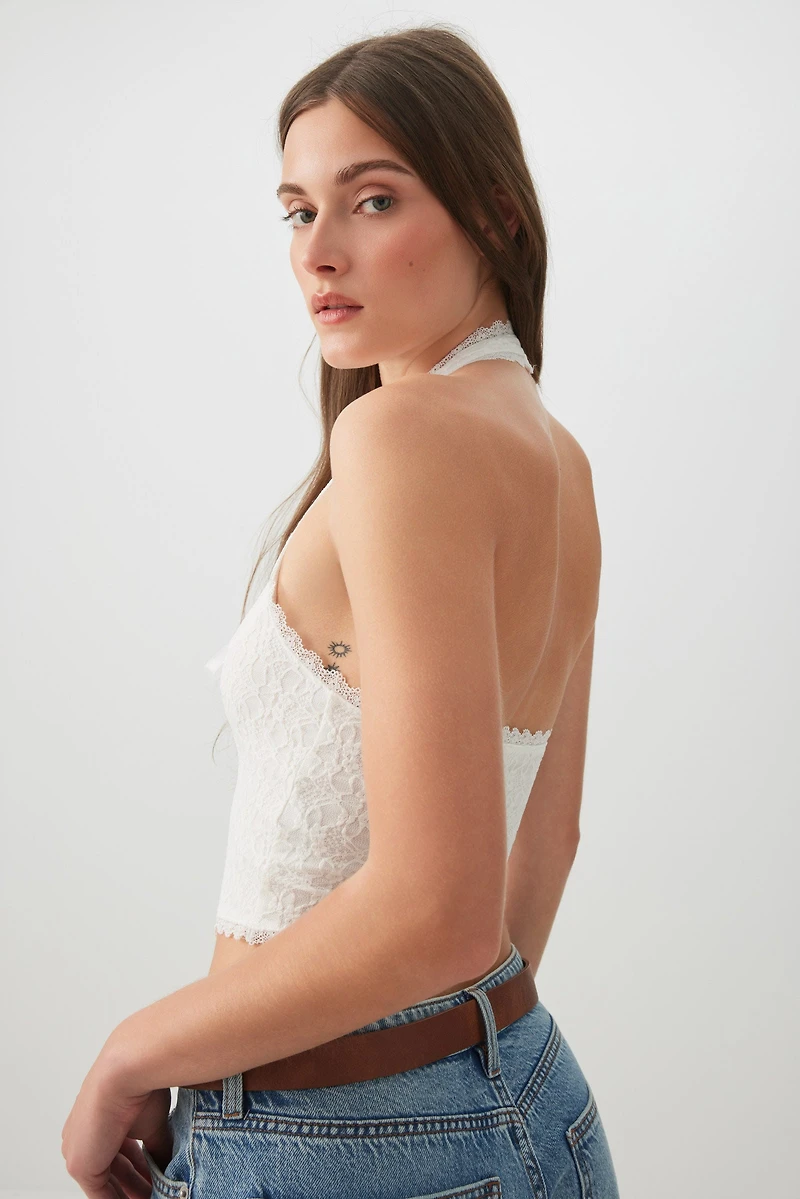 Haut licou en dentelle à boucle